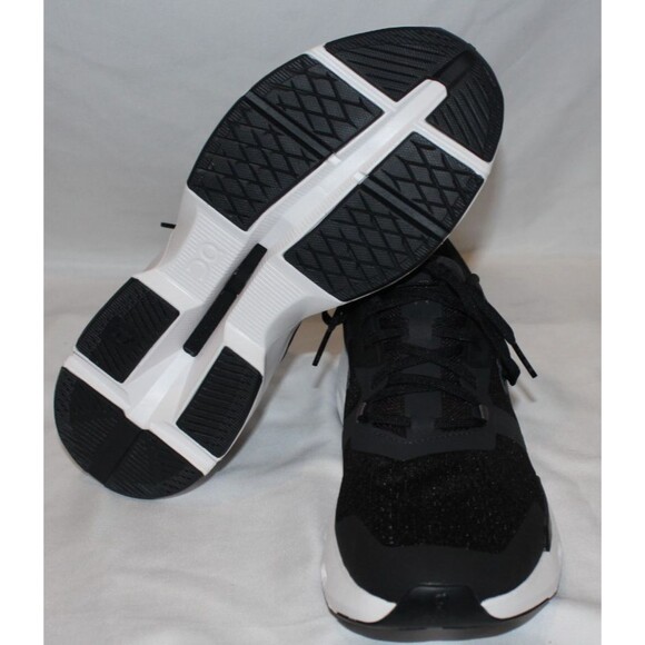 NEW ON CLOUD WOMEN'S CLOUDPULSE RUNNING ATHLETIC SNEAKERS SZ 11 BLACK WHITE - Picture 5 of 7